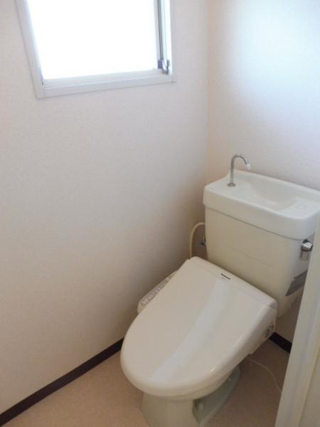 サンフラットおがた　２棟　トイレ　