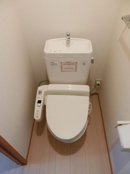 コーラル　トイレ　