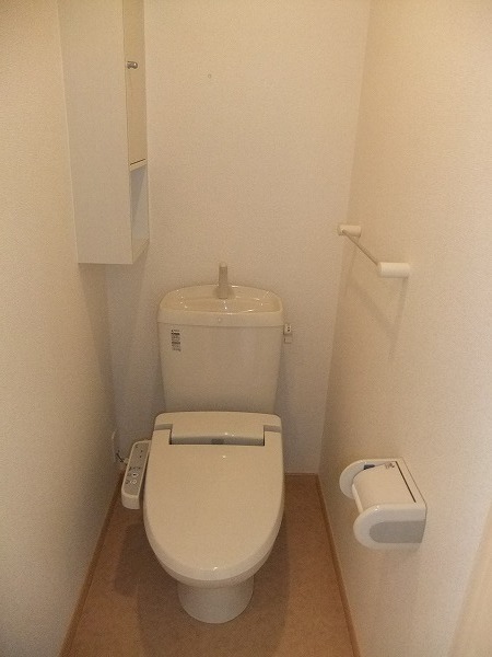 ブリアン　ヌゥボー　トイレ　